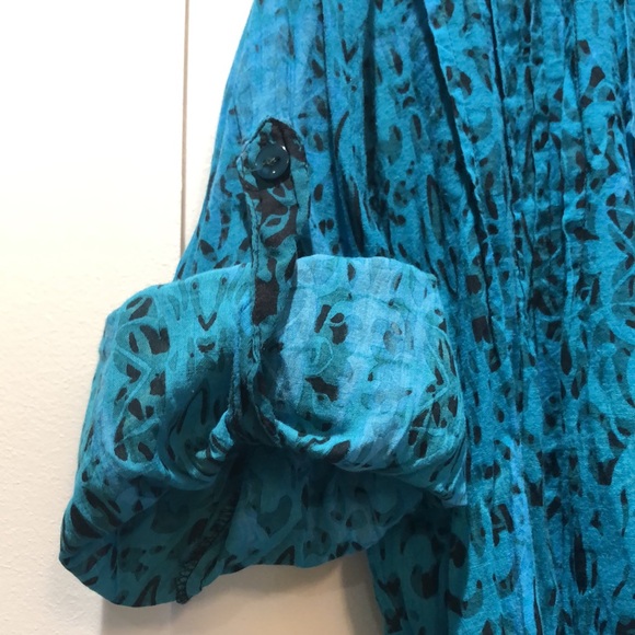 🥳PAPA Vancouver womens size Medium long sleeved or rolled cuff sleeve shirt - Picture 7 of 9